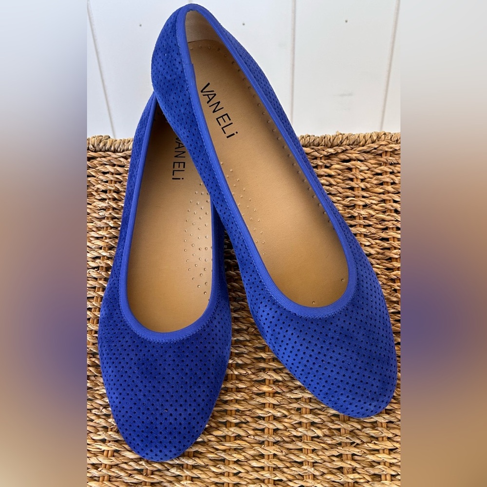 Vaneli Brand Women’s Nubuck Perforated Ballet Flats Royal Blue Slip On Size 8.5N